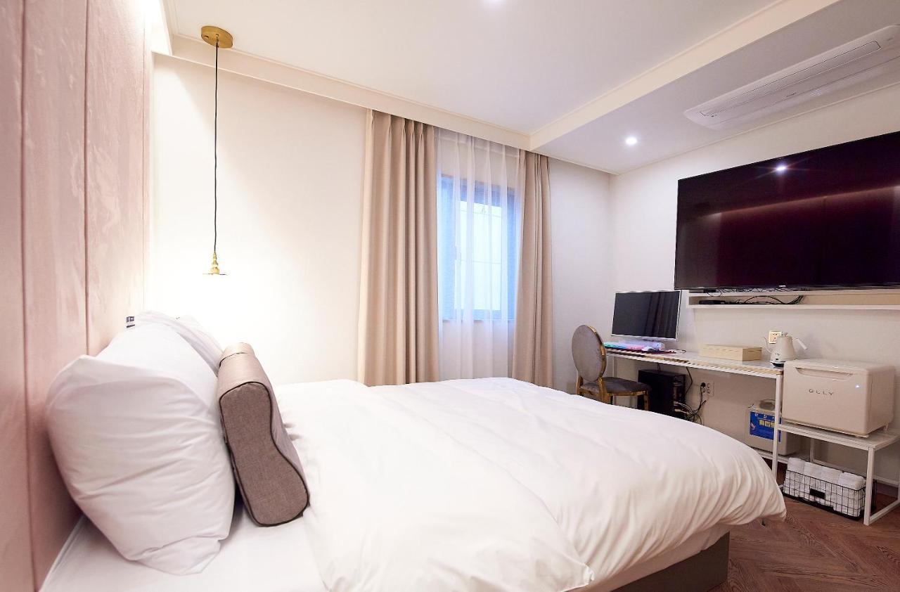 Denbasta Signature Hotel بوسان المظهر الخارجي الصورة