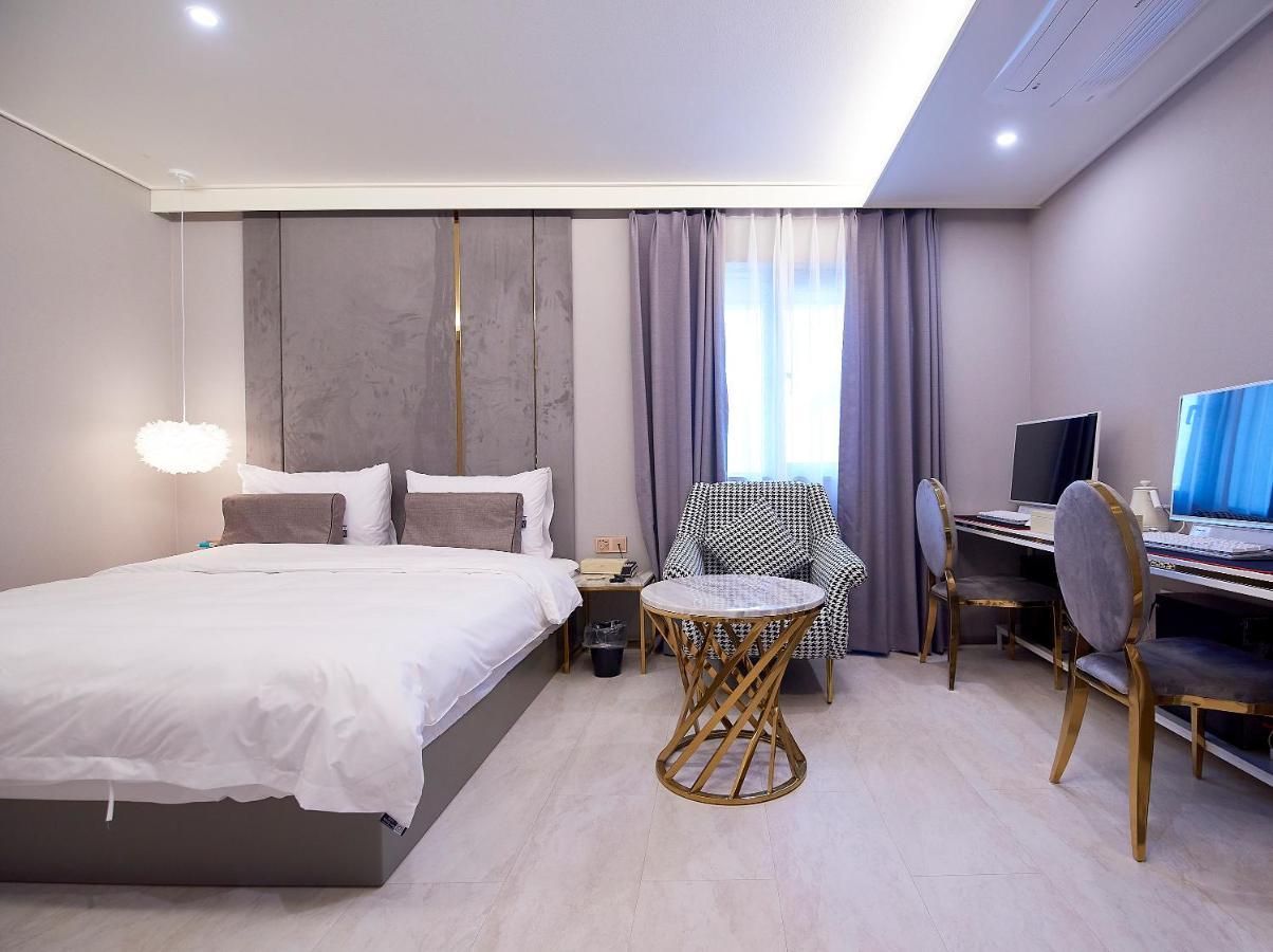 Denbasta Signature Hotel بوسان المظهر الخارجي الصورة