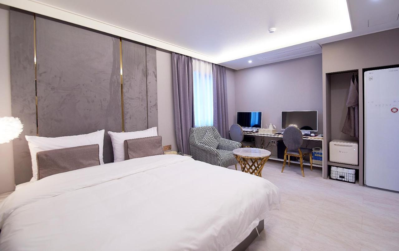 Denbasta Signature Hotel بوسان المظهر الخارجي الصورة
