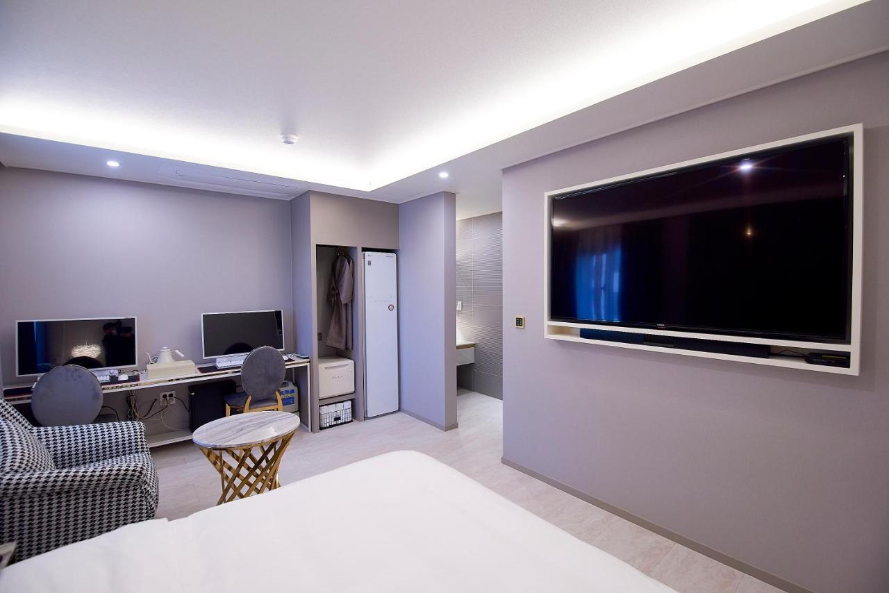 Denbasta Signature Hotel بوسان المظهر الخارجي الصورة